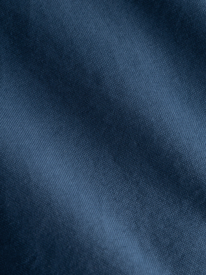 overhemd_italiaanse_kraag_bio_oxford_onweersblauw