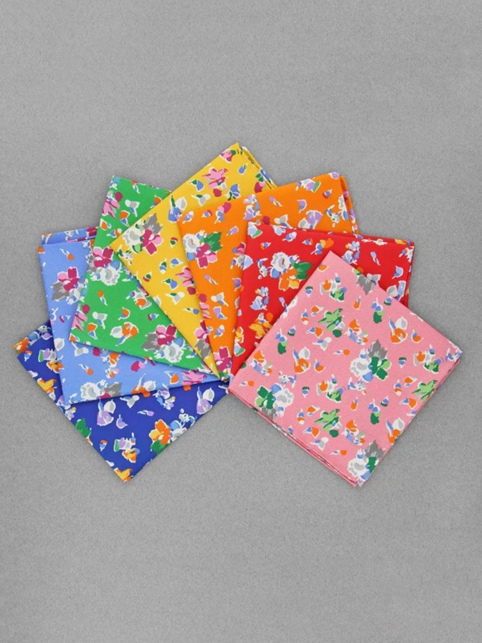 Pochetzakje pak met groene bloemen