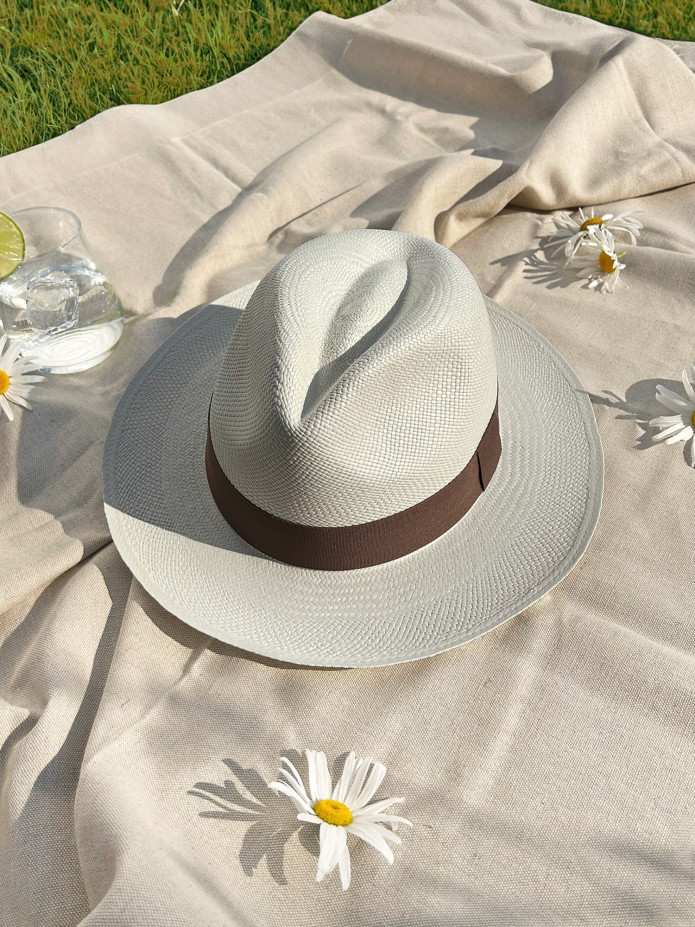 Witte panama hoed met taupe band