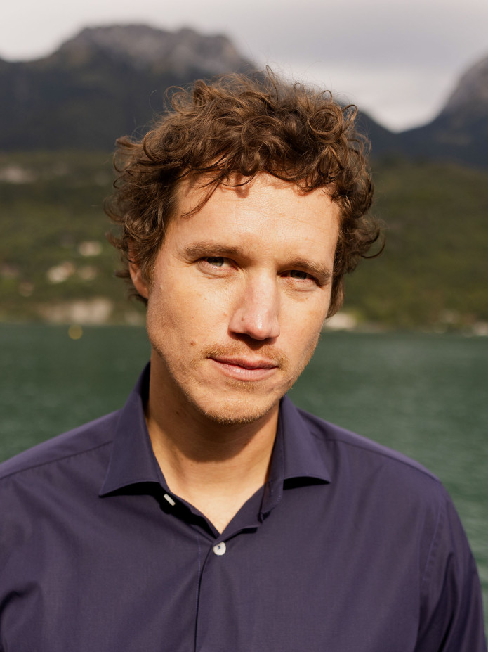 Overhemd met Italiaanse kraag in marineblauw popeline