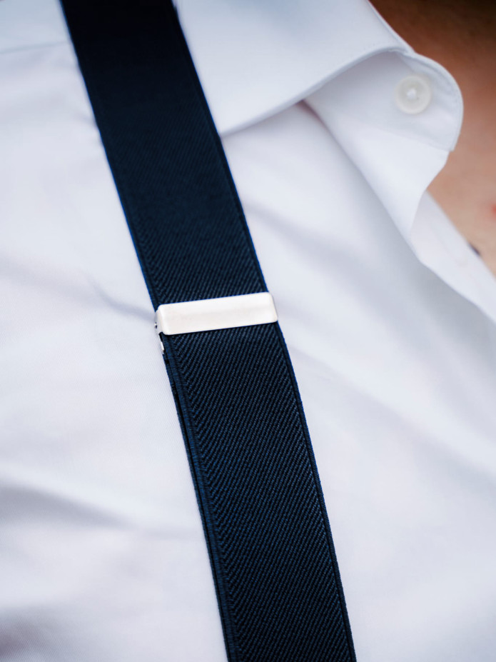 Marineblauw bretels voor heren met knopen