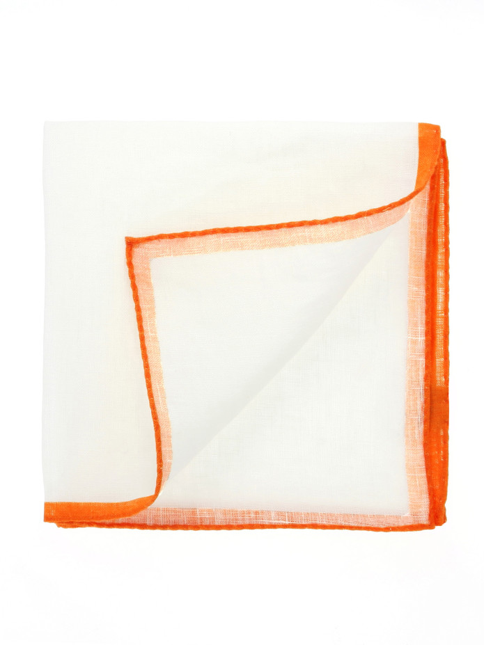 Pochet voor pak van wit linnen met oranje zoom