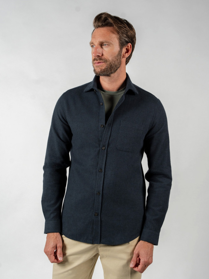 Marineblauw overhemd in dikke flanel met Italiaanse kraag