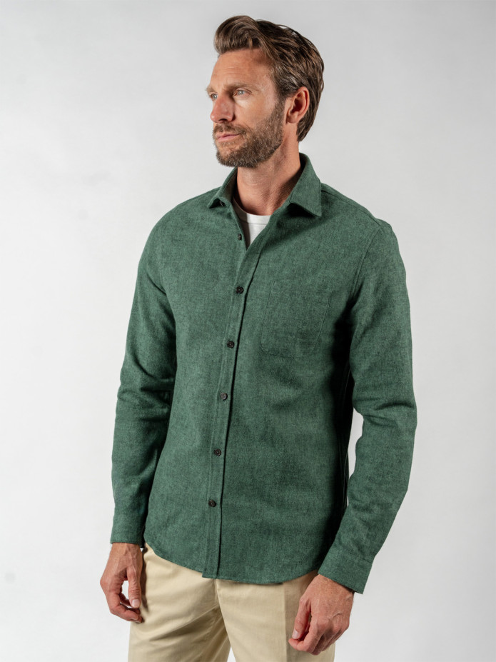 Groen overhemd van dikke flanel met haaienkraag