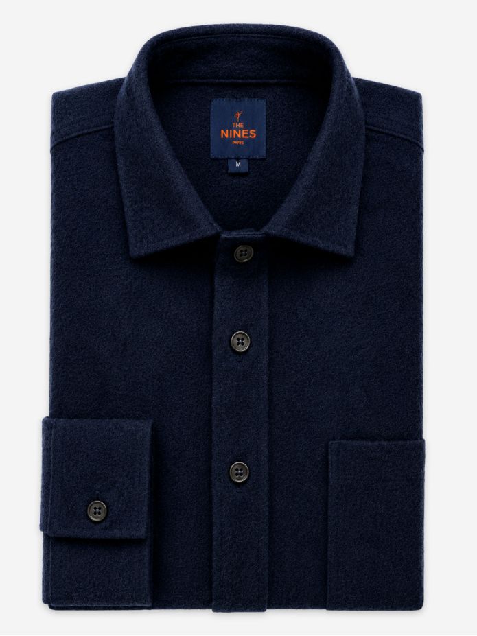 Donkerblauw flanellen hemd met dikke stof en Italiaanse kraag