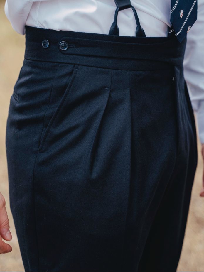 Marineblauwe gurkha-pantalon voor een pak Dharan