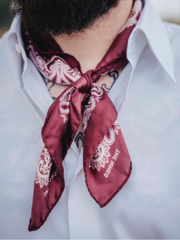 Bordeauxrode bandana met paisleymotief LISBURN