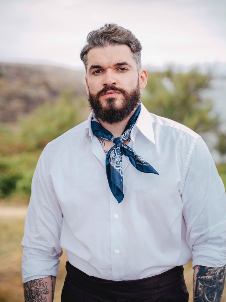 Marineblauwe bandana met paisleymotief LISBURN
