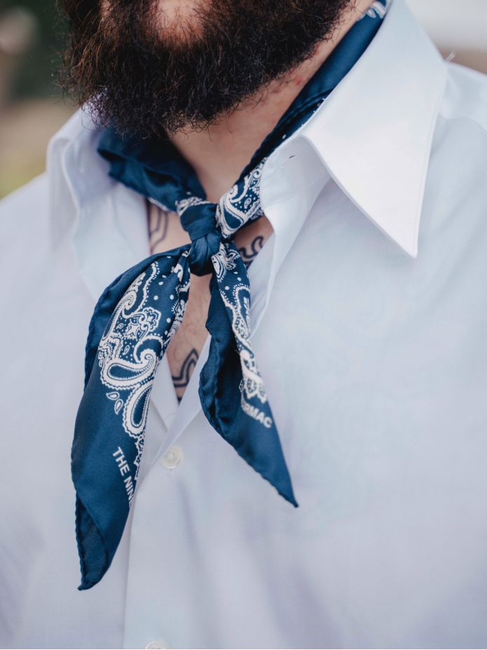 Marineblauwe bandana met paisleymotief LISBURN